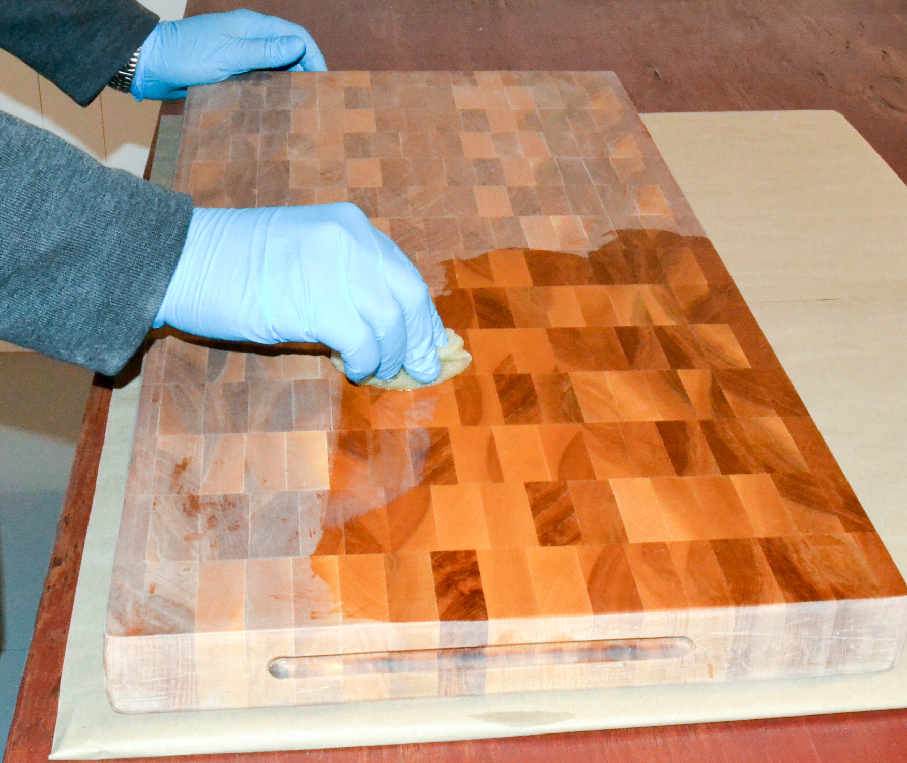 How to Finish and Maintain a Wood Cutting Board or Butcher Block - Ardec -  Finishing Products